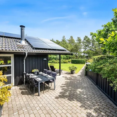 Fritzi - 1-7km From The Sea By Interhome *