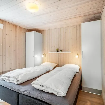 Fritzi - 1-7km From The Sea By Interhome