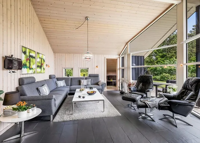 Fritzi - 1-7km From The Sea By Interhome