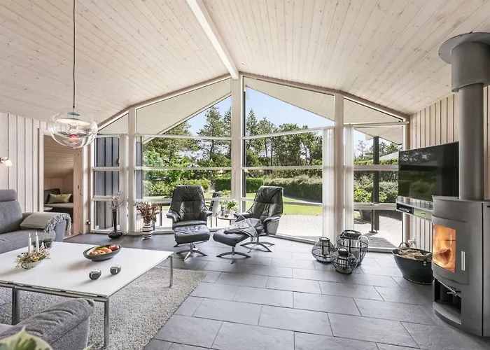 Fritzi - 1-7km From The Sea By Interhome Blåvand